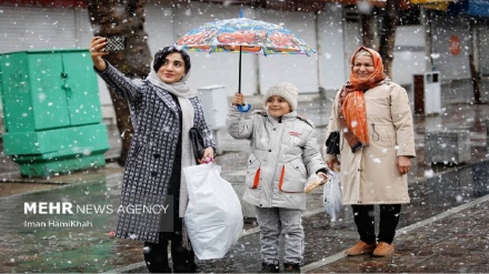 (FOTO DEL GIORNO) L'inverno a Hamadan,  citta' dell'Iran occidentale