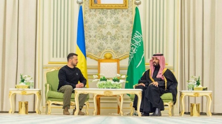 Bisedë e princit të kurorës saudite me Zelensky për zhvillimet e luftës midis Ukrainës dhe Rusisë