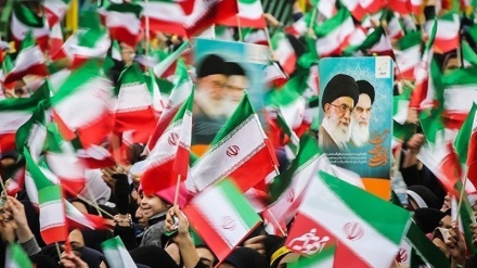 イラン・イスラム革命勝利45周年記念の祝祭に寄せて（動画）