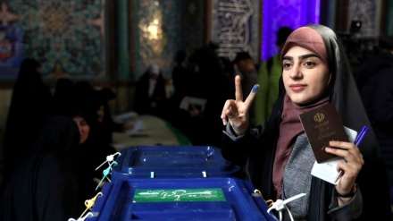 西アジア諸国と比較したイランの選挙の秀逸性