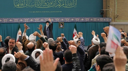 (FOTO) Ayatollah Khamenei e il popolo dell'Azerbaijan Sharghi 
