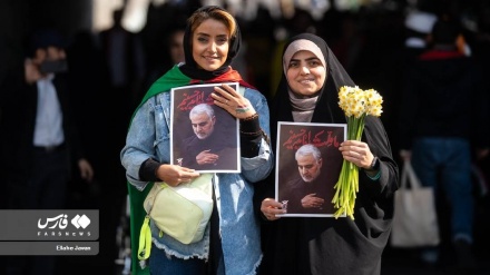 (FOTO DEL GIORNO) L'Iran, l'11 febbraio, la festa della Rivoluzione islamica
