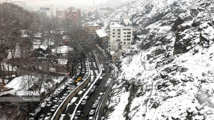 (VIDEO) A Tehran la prima nevicata dell'anno