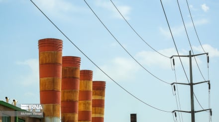 Мощность 100 000 мегаватт производства электроэнергии в Иране после победы Исламской революции