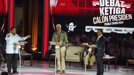 Elektabilitas Tiga Capres Jelang Debat Nanti Malam