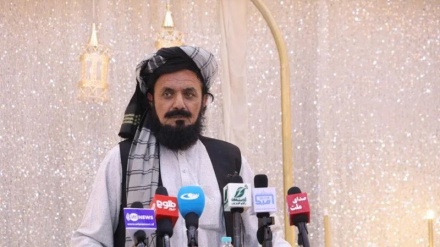 اعتصاب بازرگانان افغان دراعتراض به نوبتی شدن موترهای باربری 