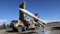 伊朗“阿尔曼”和“阿扎拉赫什”导弹系统亮相
