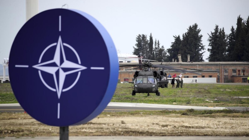 Shqipëria rihap bazën e saj ajrore të epokës sovjetike për NATO-n