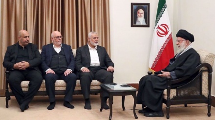 (AUDIO) Leader ha incontrato esponenti di Hamas a Tehran