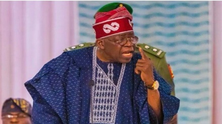 Rais wa Nigeria ateua makamanda wapya wa kijeshi baada ya njama ya mapinduzi