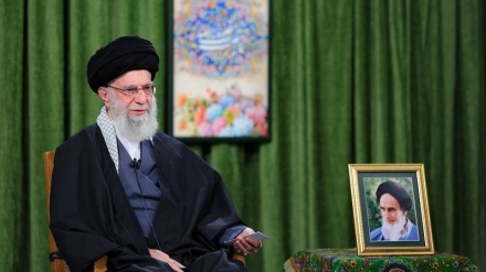 Lideri Suprem i Revolucionit Islamik: Viti 1403; Viti i “Kapërcimit në prodhim me angazhimin e popullit” / Ekonomia, çështja kryesore e vendit