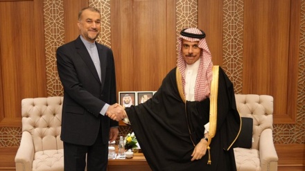 שר החוץ אמיר עבדולהיאן פגש את עמיתו הסעודי בג'דה