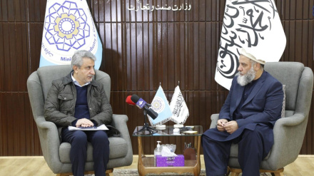 د ايران او افغانستان چارواکو د سوداګرۍ او ترانزیټ په زیاتوالي خبرې وکړې جزیات دلته لرو