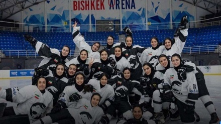 アジア太平洋アイスホッケー選手権で、イラン女子チームが優勝