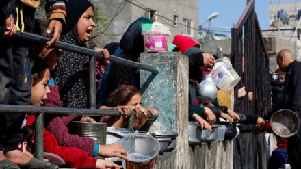 Gaza-Regierung verurteilt erneuten israelischen Angriff auf vom Krieg betroffene palästinensische Hilfssuchende