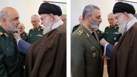 מנהיג המהפכה האסלאמית העניק עיטור 