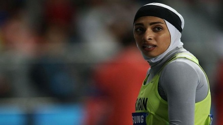 İranlı bayan koşucunun Güney Afrika Grand Prix'sindeki şampiyonluğu