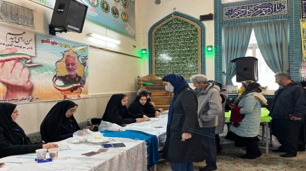 انتخابات ایران با شکوه و آرامش در حال برگزاری است