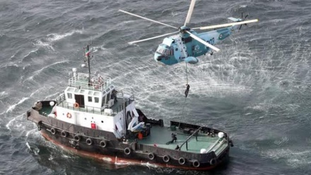اجرای عملیات آزاد سازی کشتی ربوده شده توسط دزدان دریایی در رزمایش مرکرب امنیت دریایی 2024 