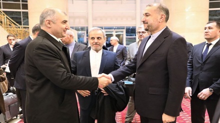 שר החוץ עבדולהיאן קיים שיחות בטורקמניסטן