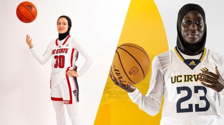 两位戴头巾的球员希望在美国女子篮球锦标赛中激励他人