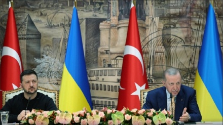 Zelenskiy ile görüşen Erdoğan: Barış zirvesine ev sahipliği yapmaya hazırız