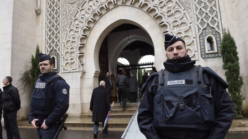 法国对宗教人士的新限制