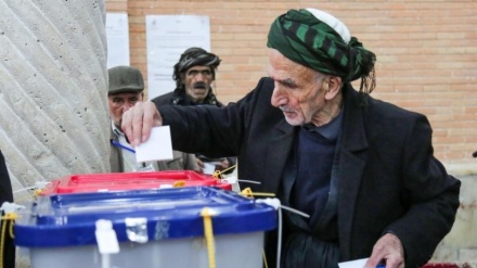 People participate in elections in different parts of Iran (4)