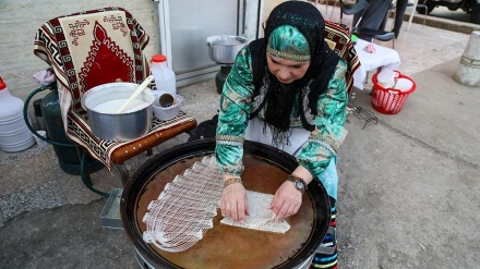 Festivali i fijeve të brumit dhe frutave të thata në Some Sara të Gilanit/Foto