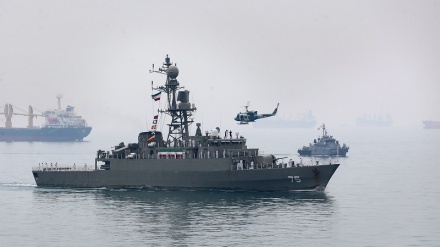 伊朗海军扣押了一艘美国油轮