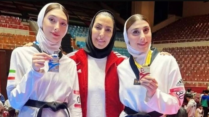 伊朗女子跆拳道运动员在巴黎奥运会上创造历史