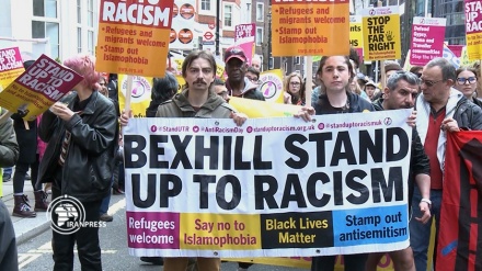 Массовые антирасистские демонстрации в британской столице