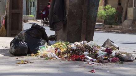 تجمع زباله های شهری در هرات در آستانه سال نو