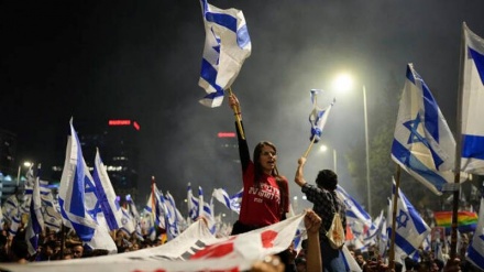 Shtypja e demonstratës më të madhe kundër Netanyahut që nga 7 tetori