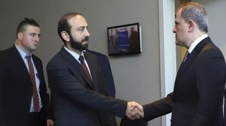 Բաքուն համաձայնել է, որ ՀՀ–ի և Ադրբեջանի արտգործնախարարները հանդիպեն Ղազախստանում. Ալիև