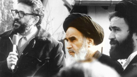 Le idee politiche dell'Imam Khomeini, fondatore della Repubblica islamica dell'Iran + FOTO
