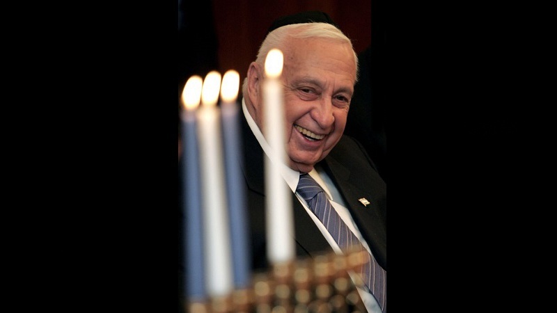 Foto Perdana Menteri rezim Zionis Israel Ariel Sharon .