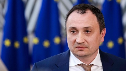 Ucraina, altro scandalo nel governo: il ministro dell’Agricoltura arrestato per corruzione