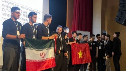 İranlı öğrenci takımı Türkiye fikir ve teknoloji etkinliğinde 5 altın madalya kazandı
