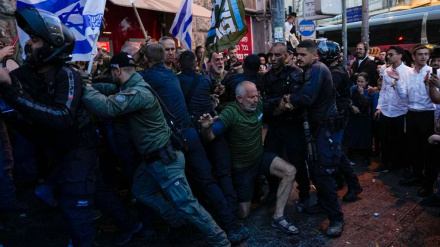 Protestat kundër Netanyahut bëhen të dhunshme