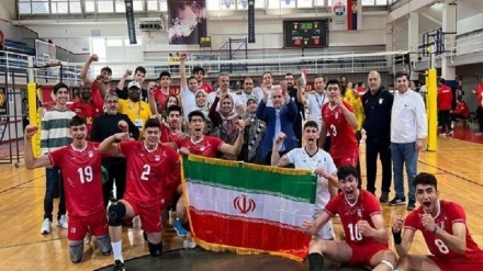 Поздравительное послание Раиси иранским волейболистам