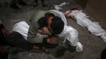 Martirizohen 26 palestinezë në sulmin ajror të regjimit sionist në jug të Gazës