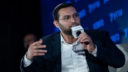 יצחק וסרלאוף טוען: הפגנות בזמן מלחמה - פרס לחמאס