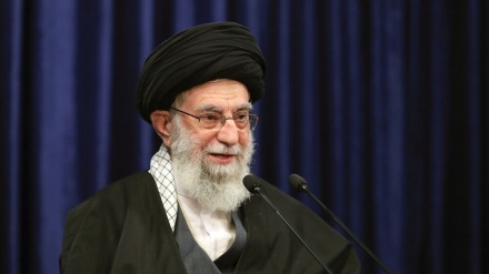 伊朗革命最高领袖同意赦免和减轻两千多名罪犯的刑罚