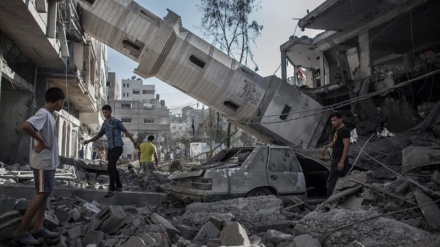 Sulm ajror i regjimit sionist në një xhami në veri të Gazës