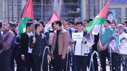 Собрание студентов со всего Ирана в знак солидарности с американскими и европейскими студентами, поддерживающими Палестину
