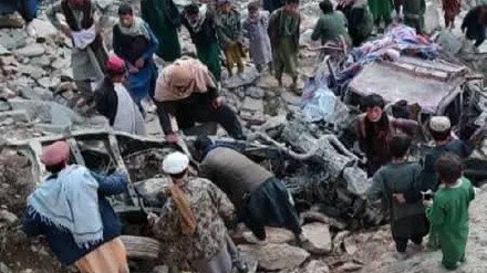 10 کشته و مجروح در حادثه ترافیکی در ولایت لغمان