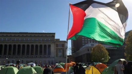 (VIDEO) Colonnello West, candidato alle presidenziali americane, tra gli studenti filo-palestinesi della Columbia University