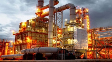 90% нефтяного оборудования Ирана произведено в стране
