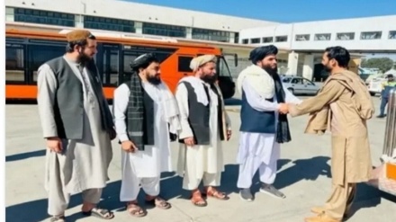 ادامه بازگشت مقامات حکومت پیشین افغانستان به کابل